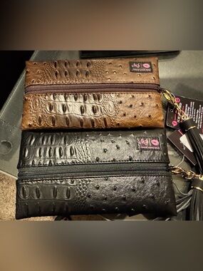 Makeup Junkie mini Croc-Texture Wristlet Wallet - Brown or Black